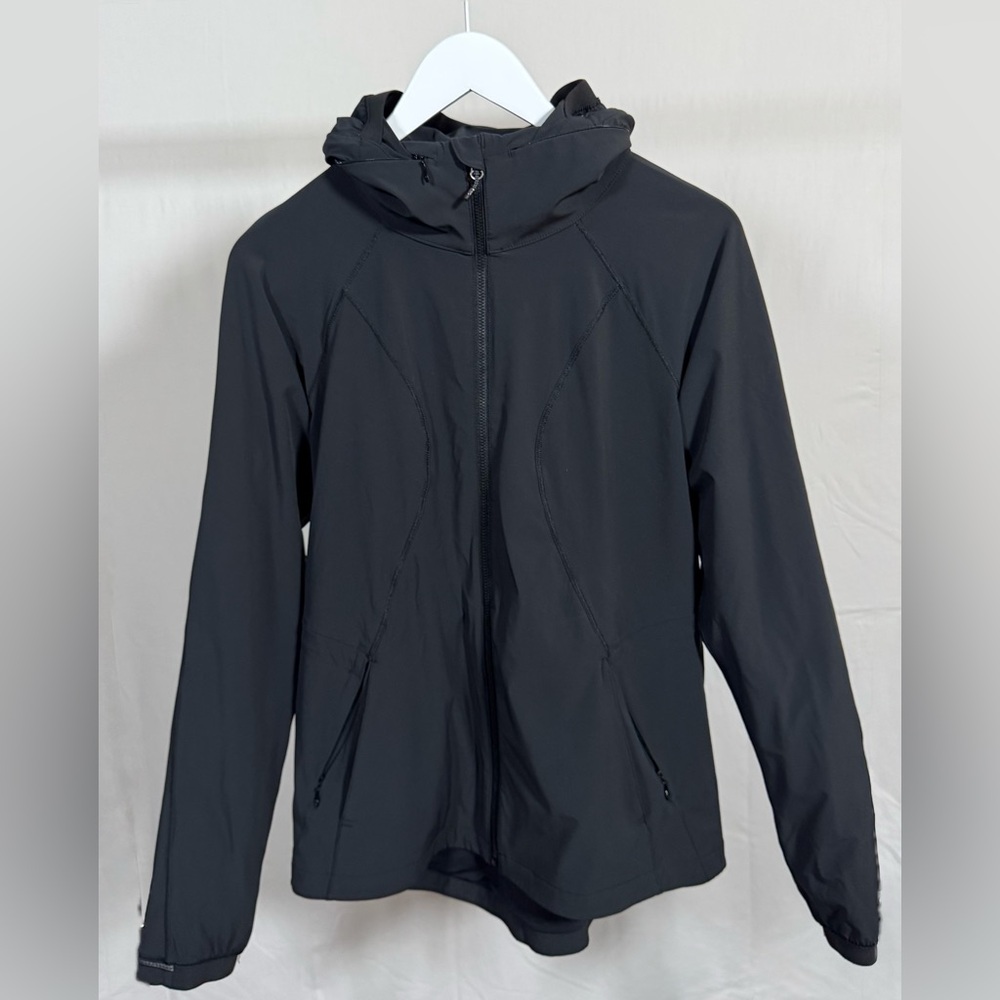 Lululemon Hooded Zip Jacket – Women’s Size 8 – Good Condition